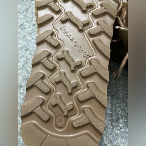 NWOT Bearpaw Women’s Skye Boots - size 11 - Picture 5 of 7